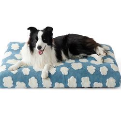 Lesure cloud dog bed very clean 🧼 (UTC area)