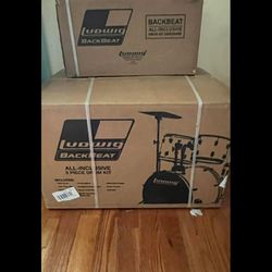 Brand new Full 5 piece drum kit
