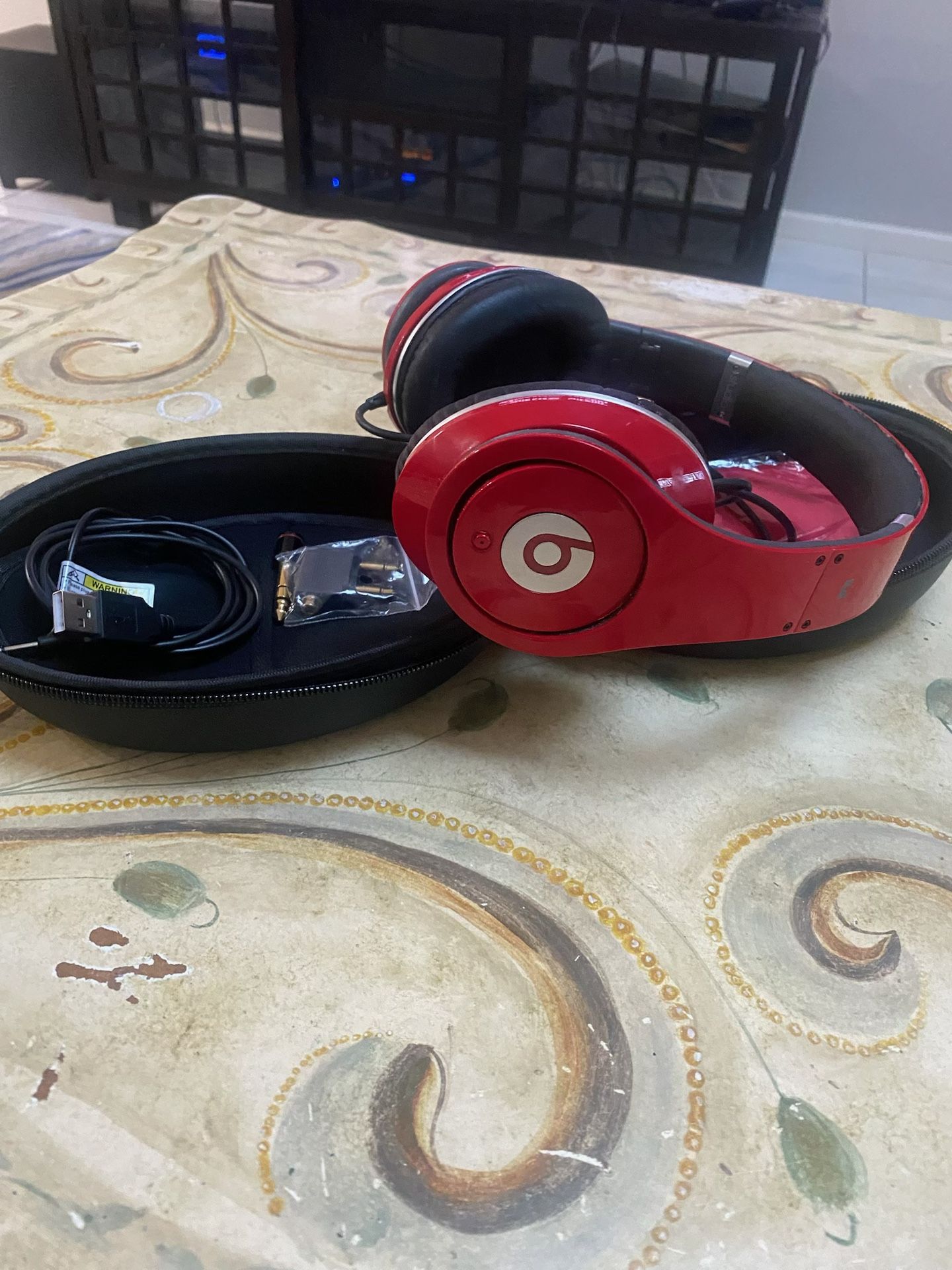 Monster Beats by Dr. Dre Pro Wired Headphones – Red with Case