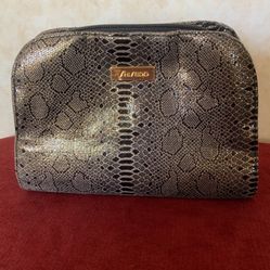 ‼️Never Use‼️Unique Shiseido Makeup/Cosmetic Bag