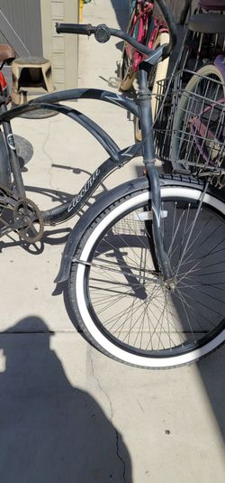 Men original 3 speed beach cruiser needs a pedal
