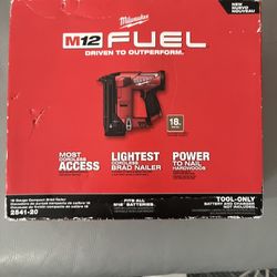 M12 FUEL 12-Volt Lithium-Ion Brushless Cordless 18-Gauge 1-1/2 in. Compact Brad Nailer (Tool Only