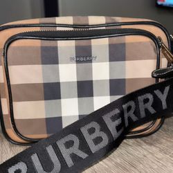 Burberry Check-Printed Zipped Crossbody Bag