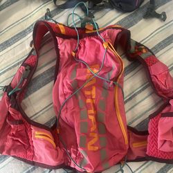 Nathan Running Vest