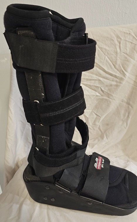DJ Orthopedics Medical Cam Foot Ankle Brace
