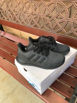 New adidas shoes size 7