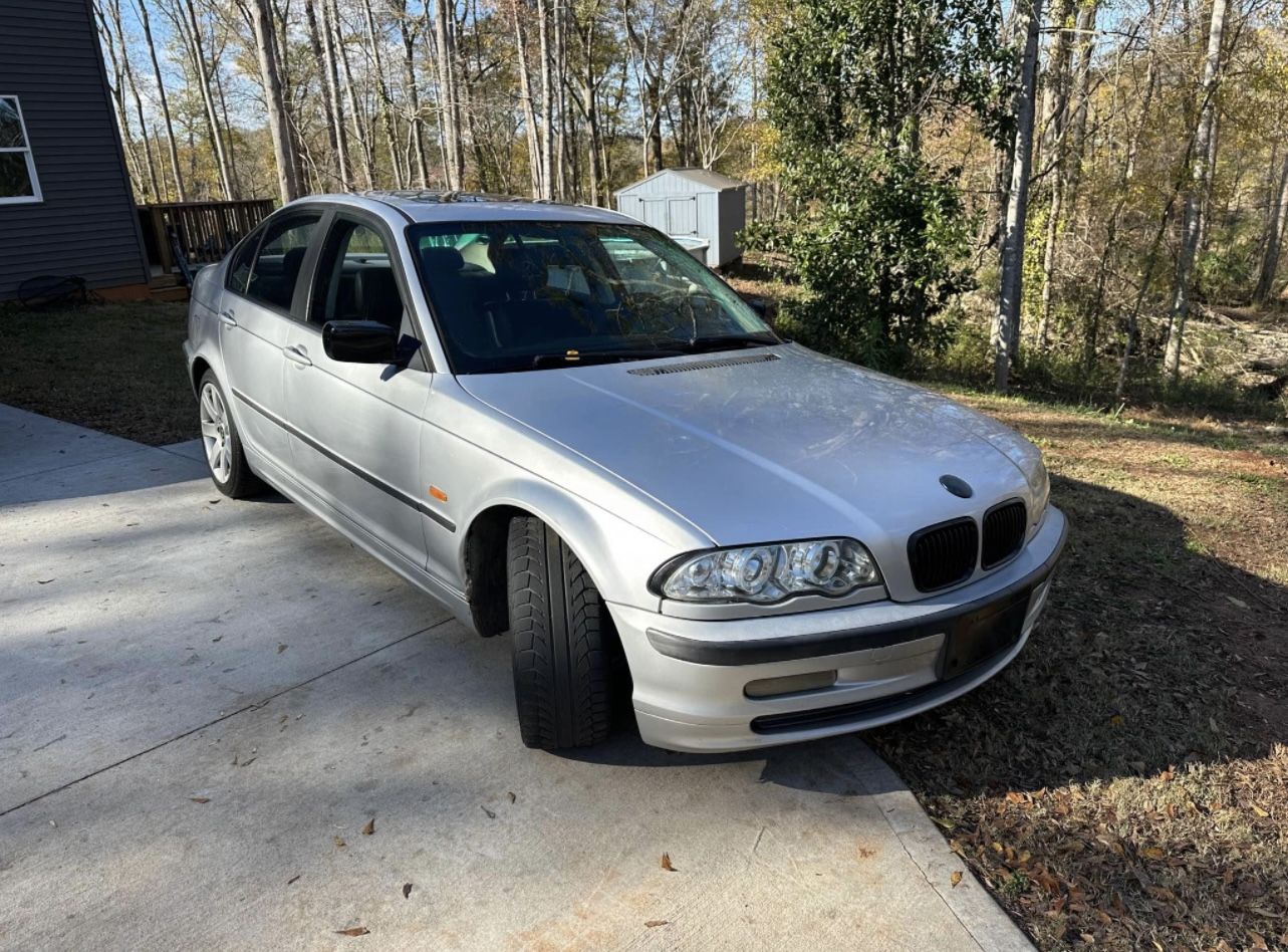 2001 BMW 325i
