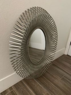 Z gallery mirror