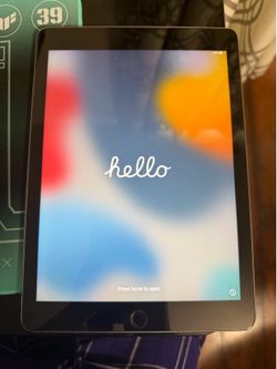 iPad 6th gen WiFi 128gb