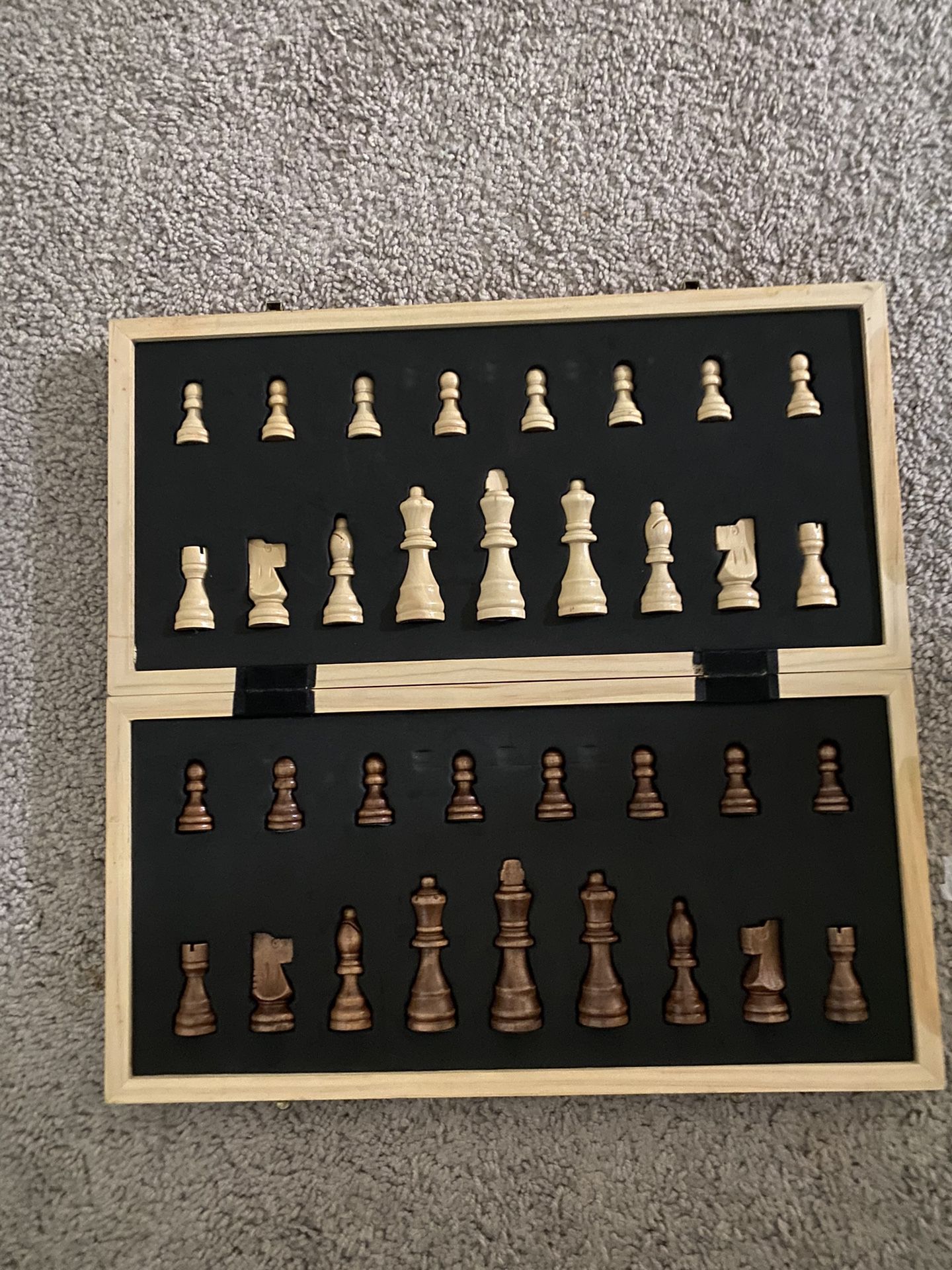 Magnetic Chess Set 