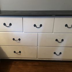 7 Drawer Dresser 