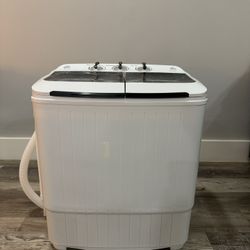 New Portable Washing And Dryer For Small Spaces (6.6 lb)