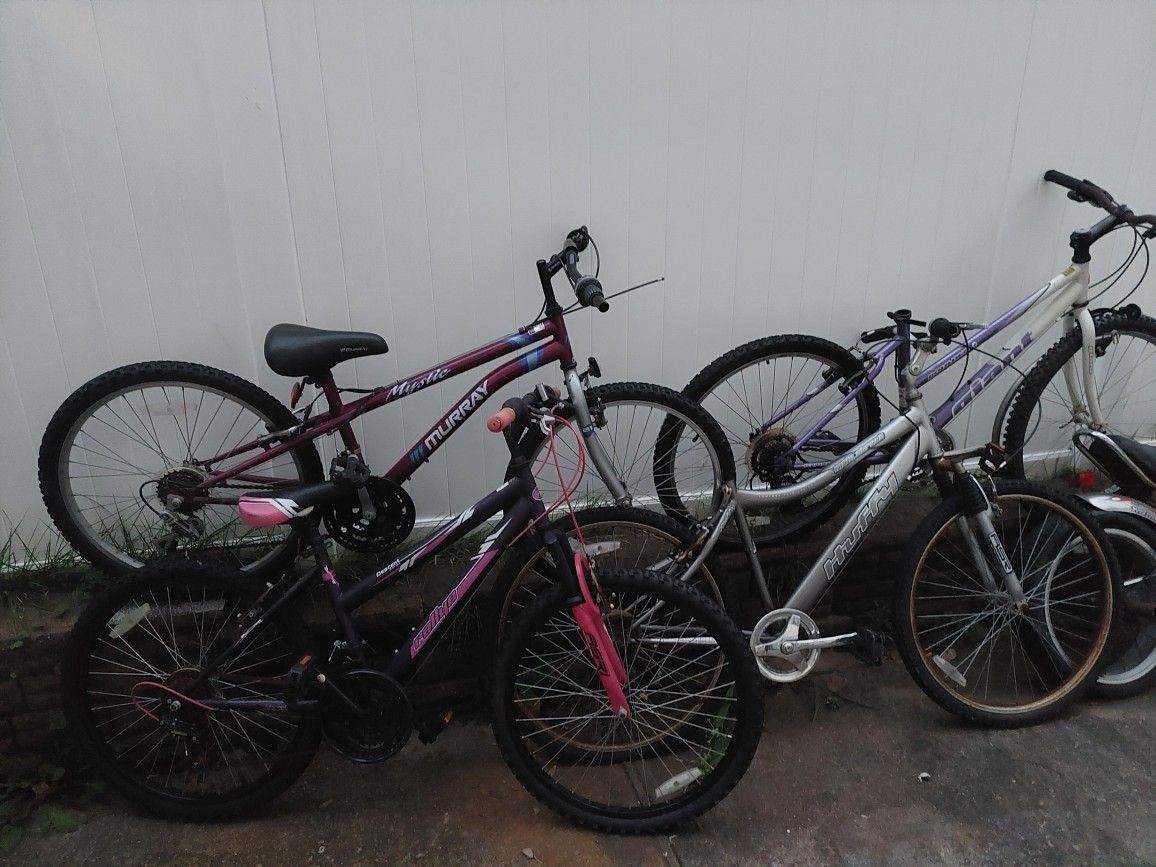 4 BIKES ALL NEED BASIC MAINTENANCE,  ALL 4 TOGETHER $40