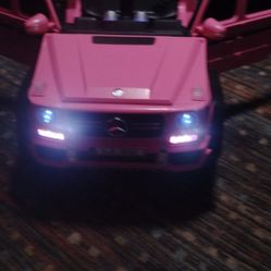 12 Volt Electrical Car. Running Great Like New. 