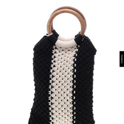 Revolve crochet bag
