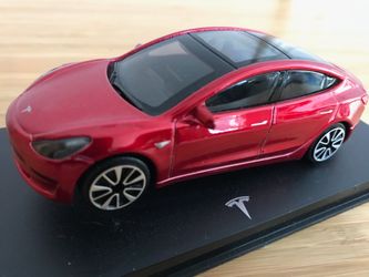 Tesla Model 3 Collectible Diecast 1:43 Scale Model [BB]