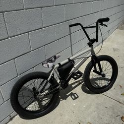 BMX bike 2023