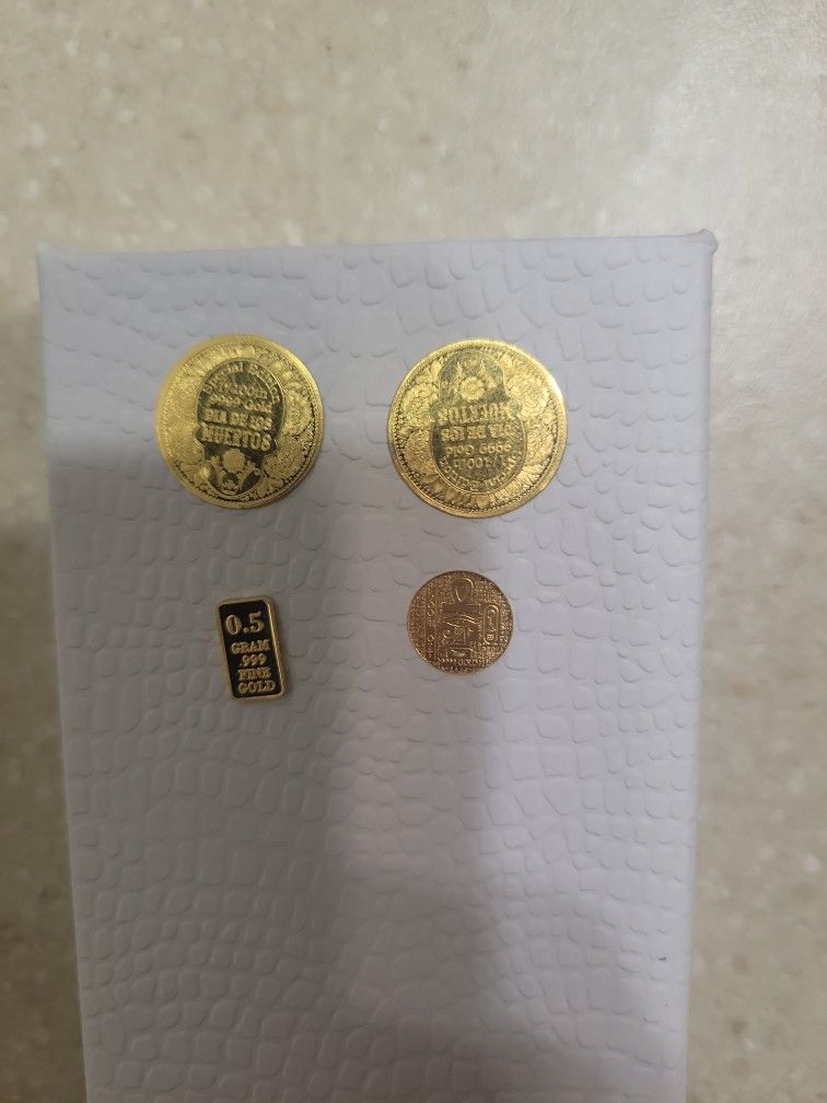 Fractional 999.9 Gold Coins And Bar. Total Weight Is 1.3 Grams