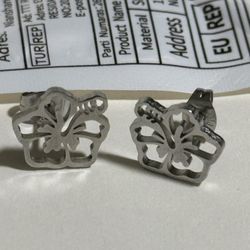 Earrings Studs Stainless Steel Flower Brand New For Sale