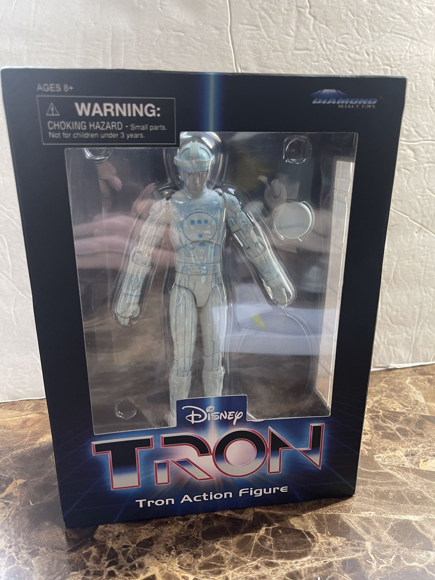 TRON 7" Walgreens Exclusive ACtion Figure 2019 Diamond Select p8