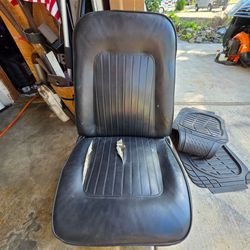 Camaro seats black 67