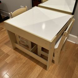 Kids table