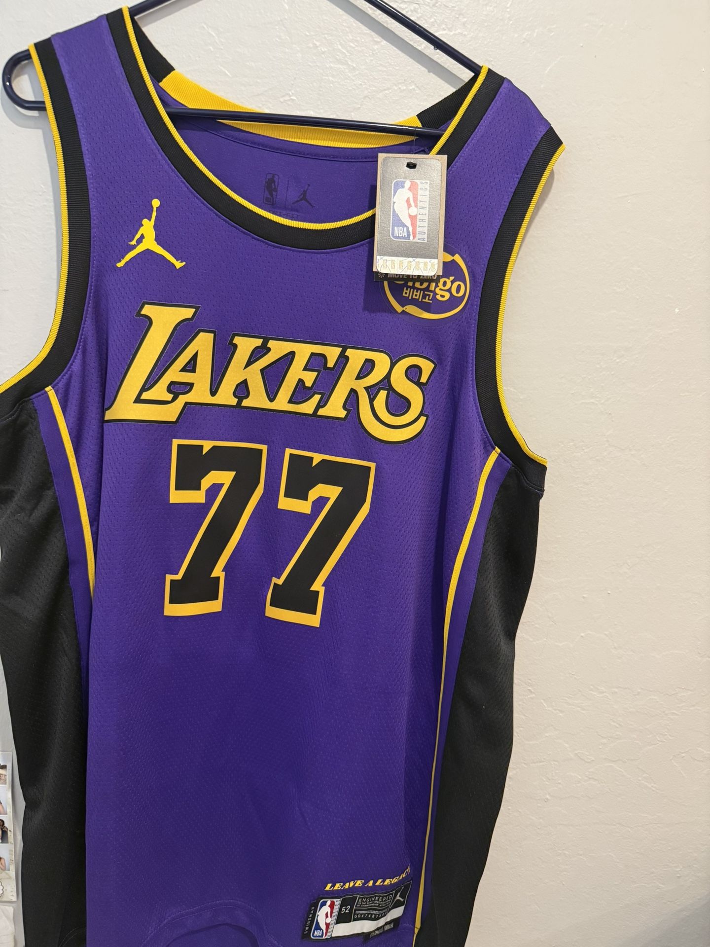 Lakers Luka Doncic #77 Swingman NWT