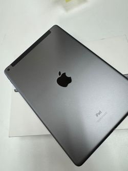iPad 9th generation Wi-Fi and cellular 64 GB fully unlocked with box
