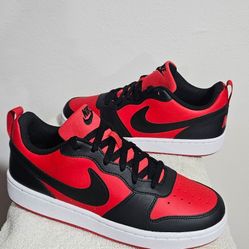 Nike Low Shoe