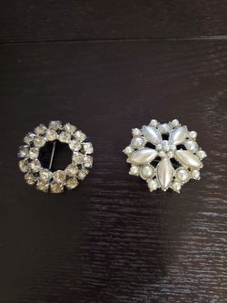 Brooches  ( 2 )  Vintage 