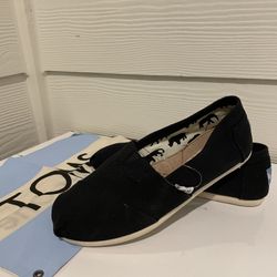 Toms