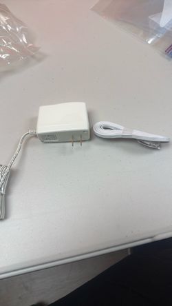 White Wall Charger with Flat Cable