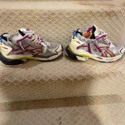 Multi Color Balenciaga Runners Size 9 READ DSC