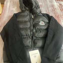 Moncler jacket Sz medium