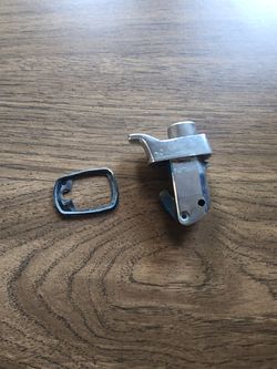 1974 vw bus release for engine or back hatch does not have a lock