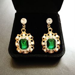 Brand new earrings