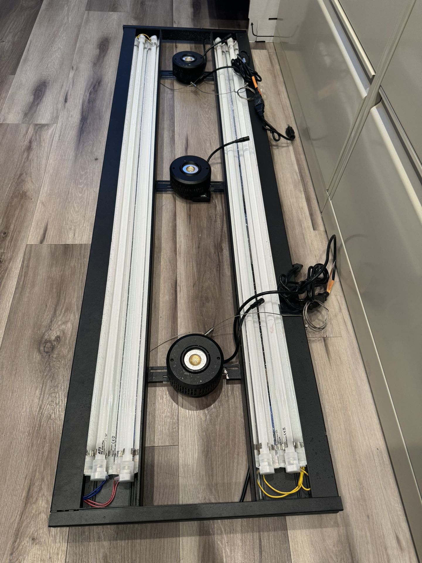 61” Hybrid Reef Aquarium Light w/ 3 x Kessil 360s for Sale in San Diego