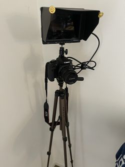 Canon T7i professional camera/w monitor