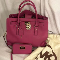 Flash Sale $50-$75 Michael  Kors Handbags. Like New. Excellent Condition 