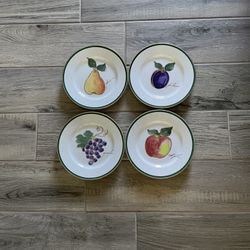Crate & Barrel Plates Set Of 4