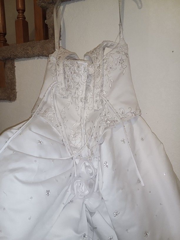 Used Wedding Dress