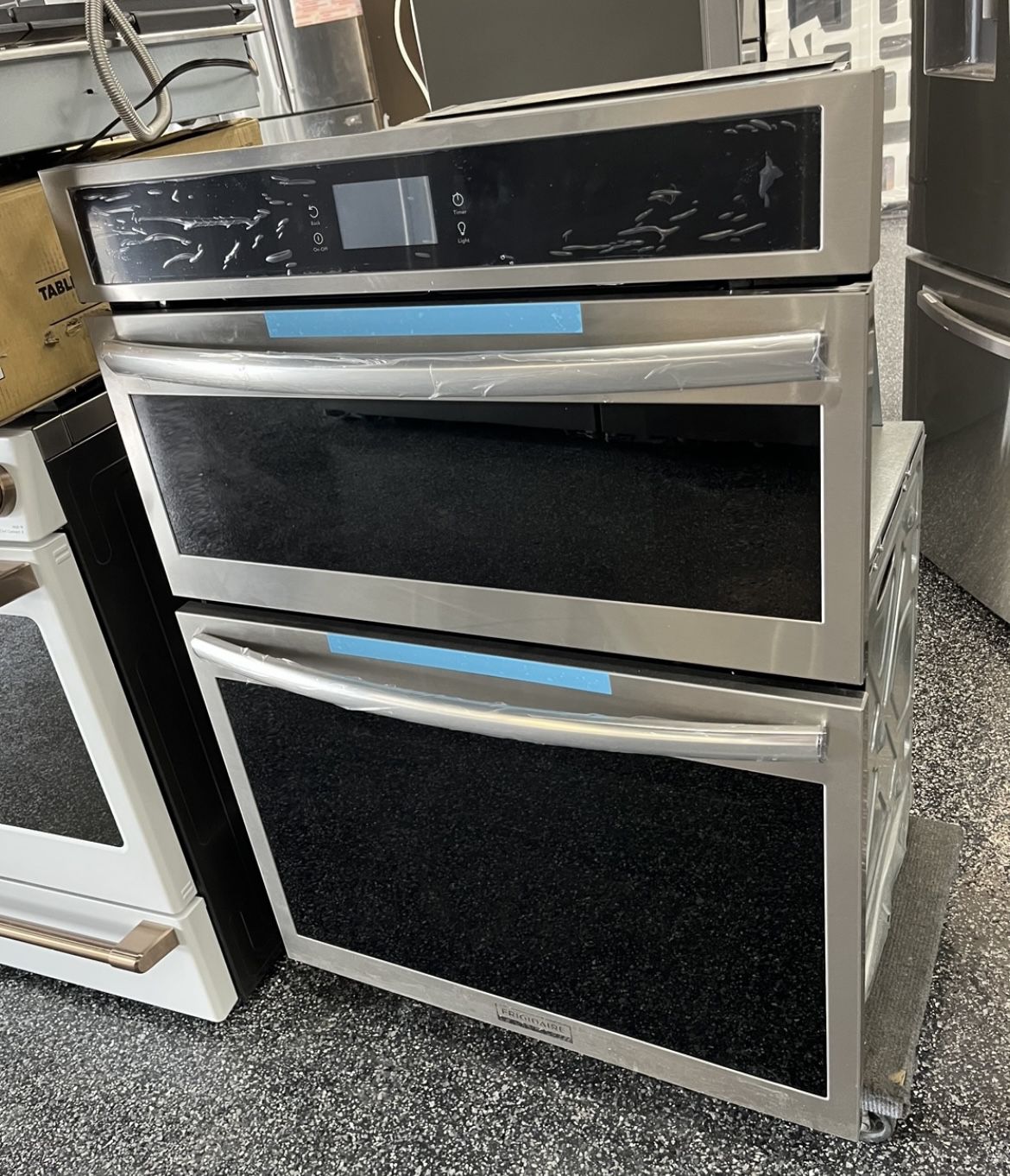 Frigidaire Gallery Microwave Oven Combo With Air Fry 