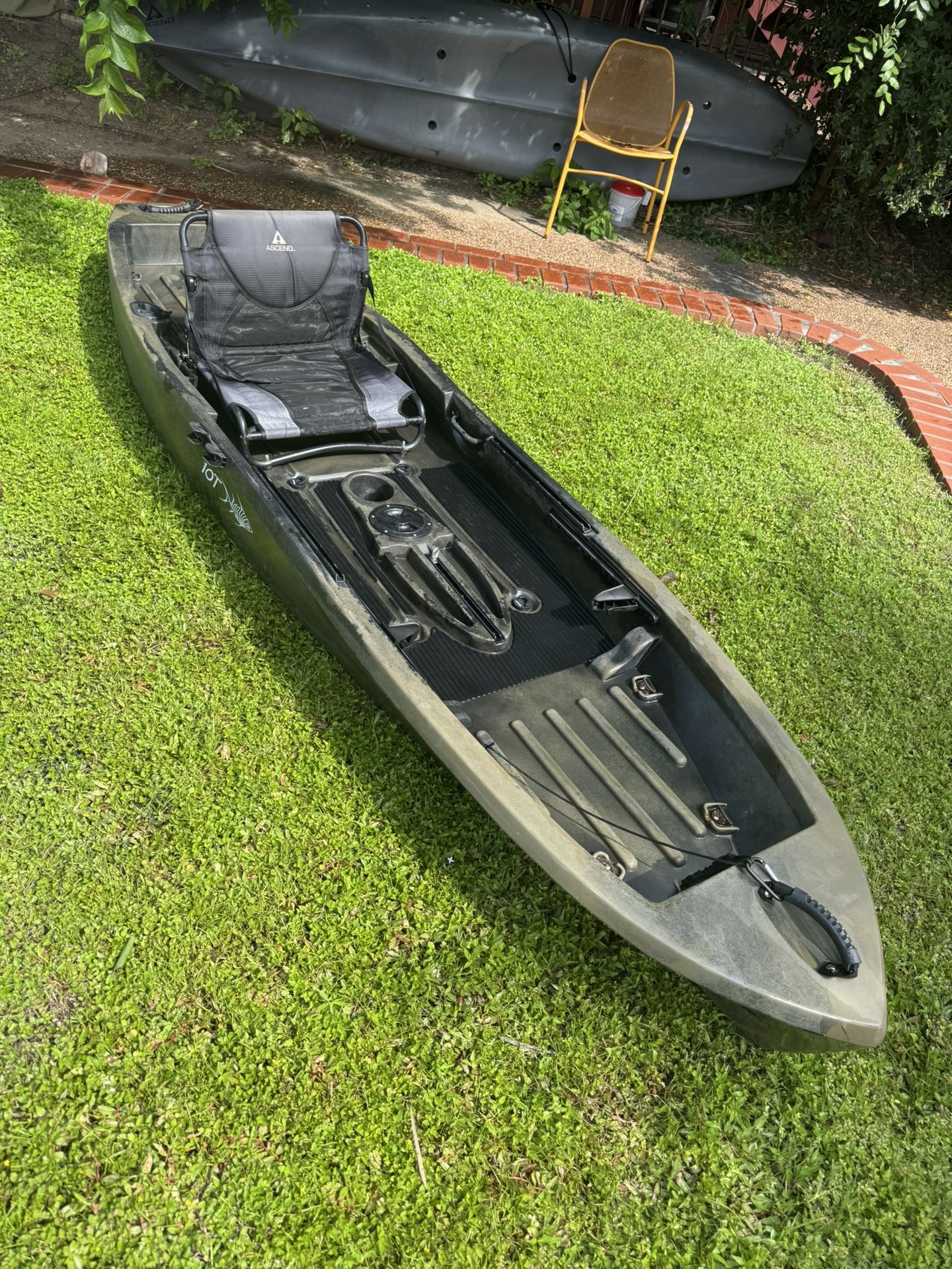 Ascend 10T Fishing Kayak