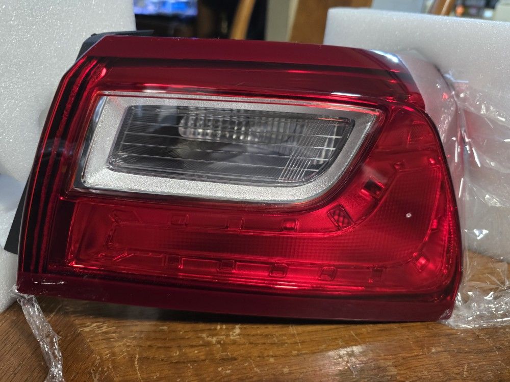 Taillights Assembly Compatible With Chevy Malibu Replacement Taillights 2016 - 2018 PASSENGER SIDE REAR SEE DETAILS
