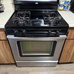 Whirlpool Gas Stove with oven