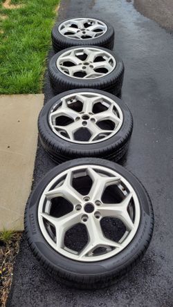 2016 Focus ST OEM Wheels $200