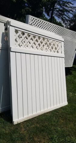 Vinyl fence