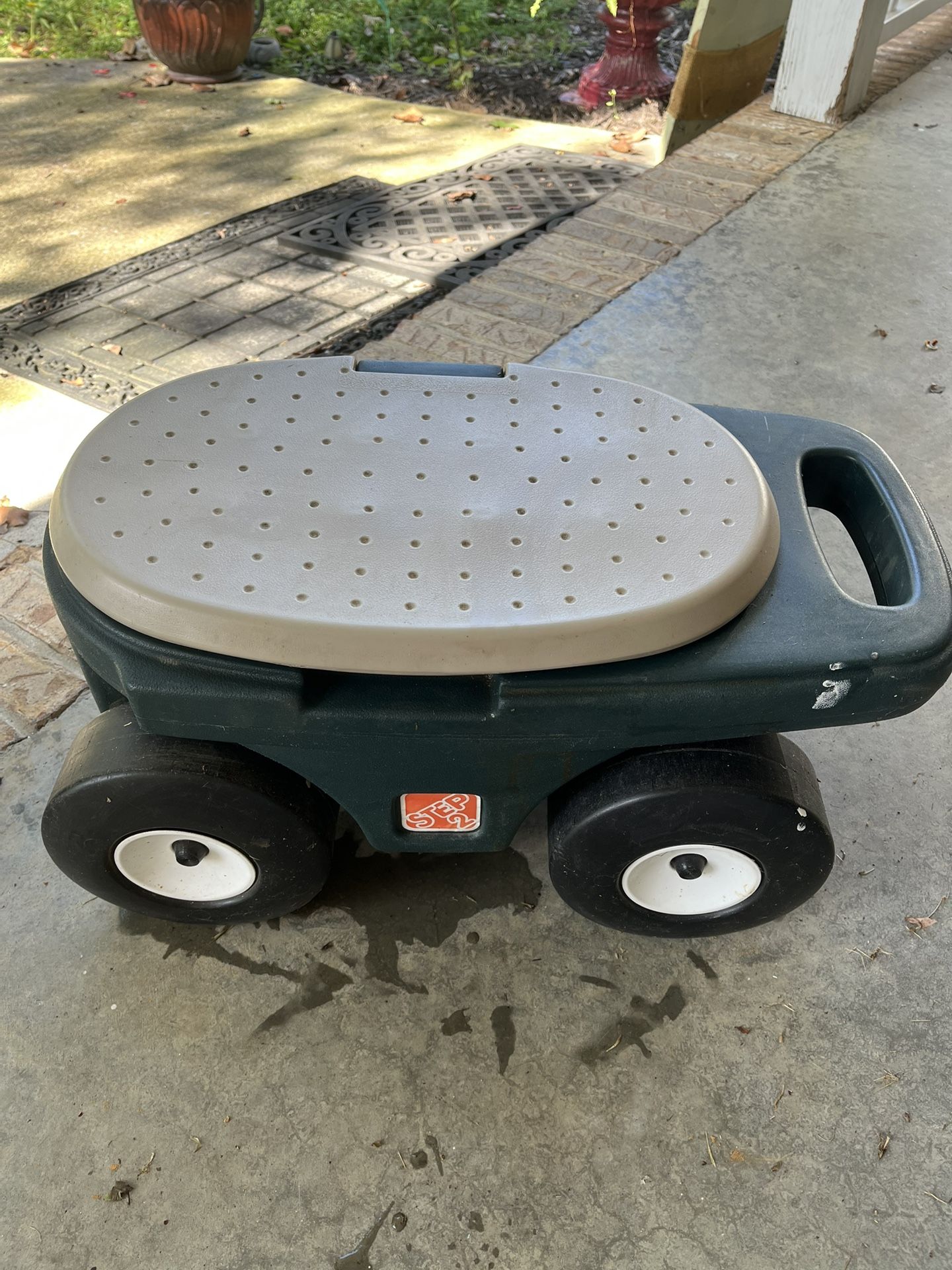 Vintage Step 2 Garden Hopper