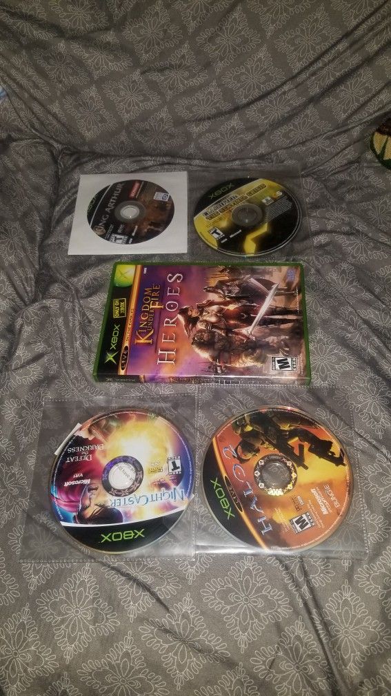  XBOX GAMES LOT. $27