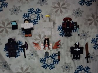 Roblox: Tower Defense Simulator "Cyber City" Figurines